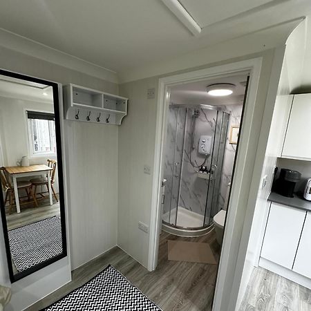 Peaceful Southbourne Studio - Pets Welcome Bournemouth Ngoại thất bức ảnh